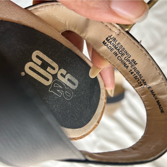 9 & Co. Black Wedges: Size 8 - Picture 5 of 7